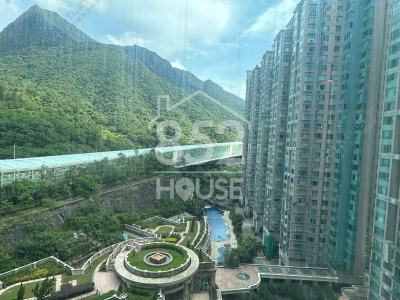 [馬鞍山] 翠擁華庭 25年樓 三房套廁 中高層 南北對流 $800萬可議