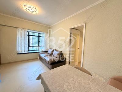 [馬鞍山] 商場上蓋 幾年新裝 3房加2個廁 可以安排約睇